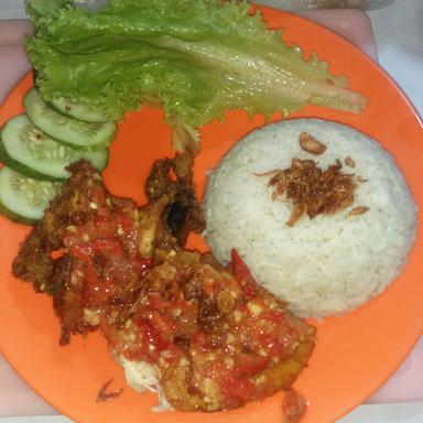 NASI UDUK UM