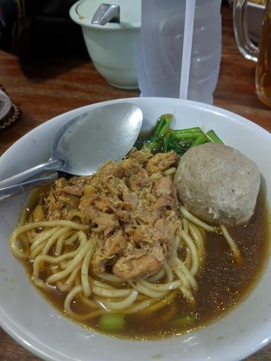 BAKSO MARGUNA OKE