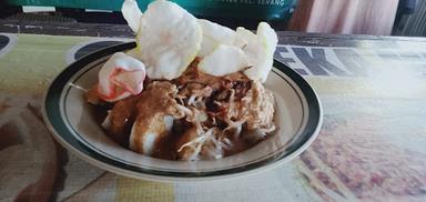 GADO GADO & LONTONG SAYUR EMAK