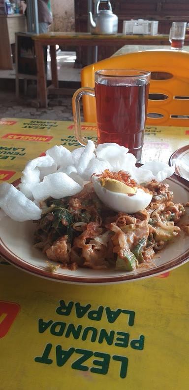 GADO GADO QISTHI