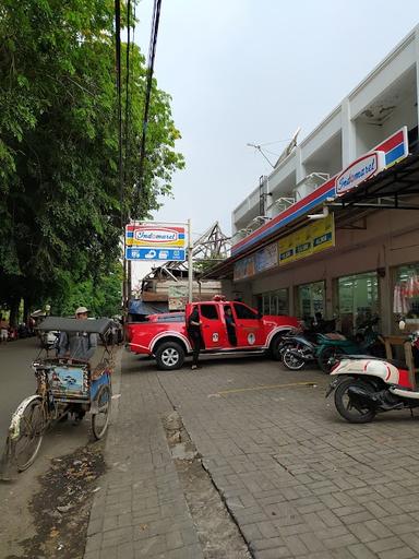 HI BOBA TAMAN SARI