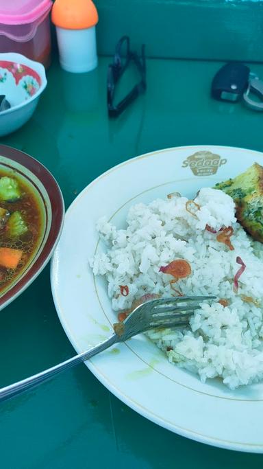 WARUNG NASI BU DEDI (RABEG KHAS SERANG)