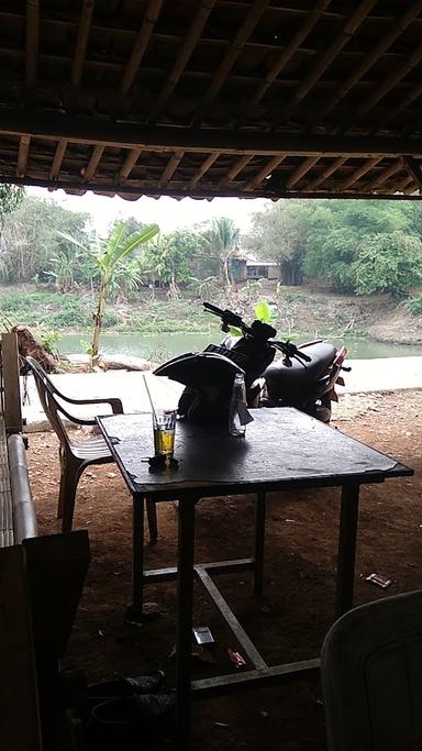 WARUNG KOBAK NYEMPIL