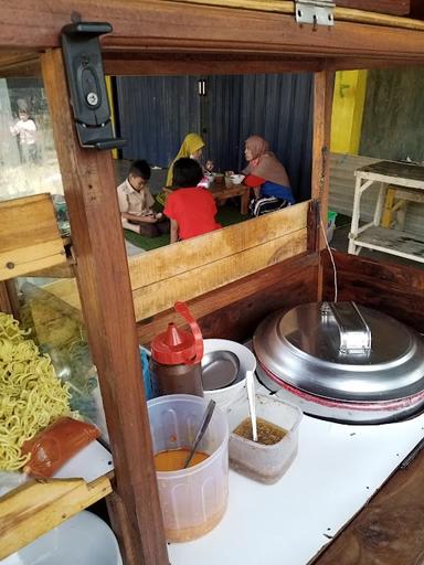 BAKSO SI GALAU