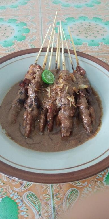 SATE AYAM TAMAM