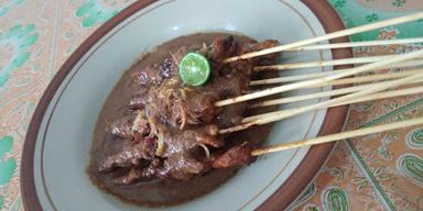 SATE AYAM TAMAM