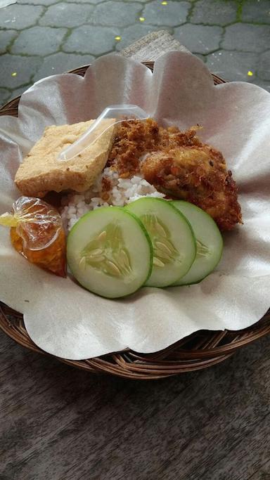 AYAM GORENG SAMWANG