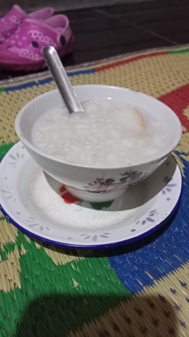 BAKSO DAN WEDANG KACANG PAK JUM KARTOPURAN SOLO