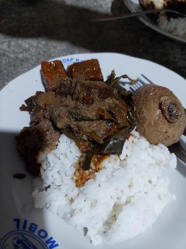 BUBUR LEMU & NASI GUDEG BU PRAPTI