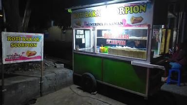 ROTI BAKAR SCORPION