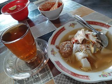 WARUNG SOTO BANJAR ABDUL KADIR