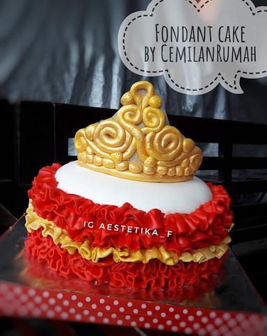 AESTETIKA CAKE TANGSEL (CEMILAN RUMAH)