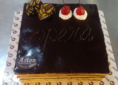 NIVA CAKE & BAKERY SERPONG