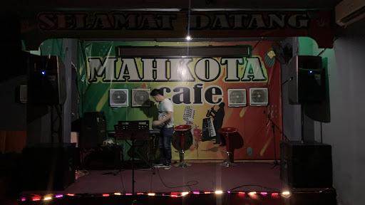 MAHKOTA CAFE,TAMAN TEKNO BSD