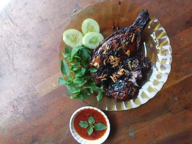 AYAM BAKAR & AYAM PENYET CABE IJO SEDERHANA