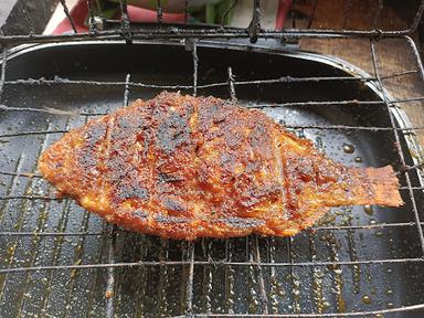 AYAM BAKAR BUMBU JAWA