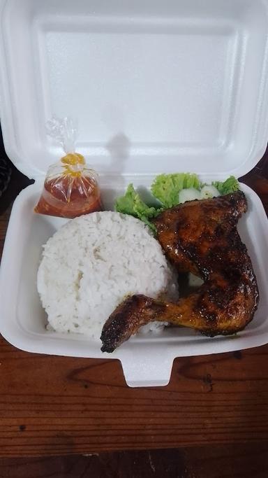 AYAM BAKAR HK