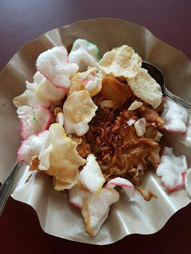 GADO GADO RIA BSD RUMAH