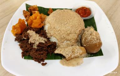 GUDEG KERATON