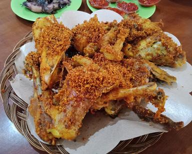 RM AYAM GORENG NYOTO ROSO 2