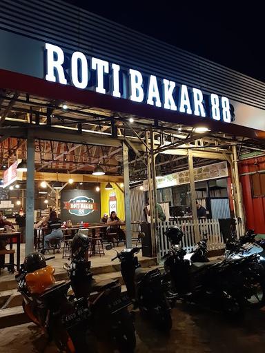 ROTI BAKAR 88 ANGGREK LOKA