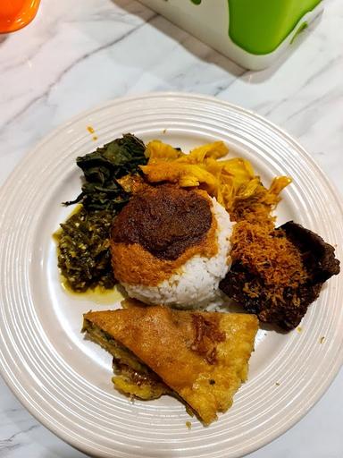 RUMAH MAKAN TANJUNG BARU (MASAKAN PADANG)