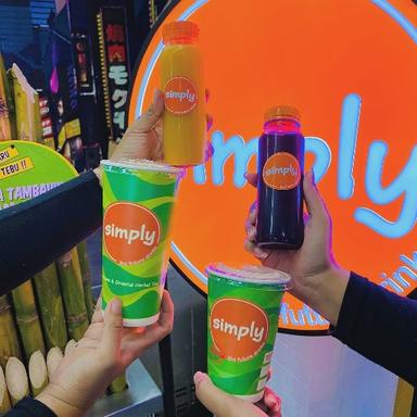 SIMPLY THE FUTURE DRINKS - LIVING WORLD ALAM SUTERA