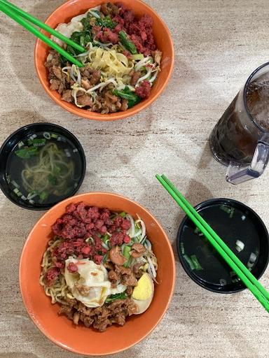 BAKMI SIANTAR MEDAN AKIONG - ALAM SUTERA