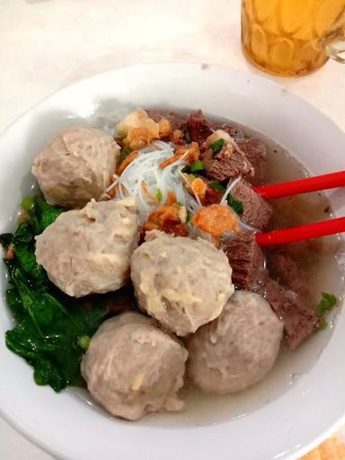 BAKMI ALING (MENGANDUNG B)