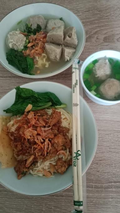 BAKSO KAMPUNGQU PASMOD BINTARO SEKTOR 9