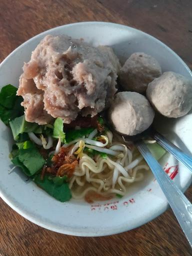 BASO SOLO TW BOLA DUNIA