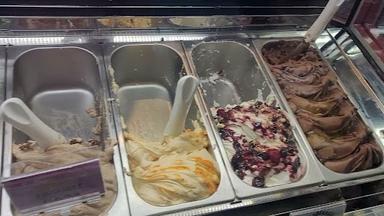 CAPITANO GELATO-LIVING WORLD ALAM SUTERA