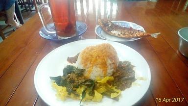 MASAKAN PADANG SURYA KENCANA