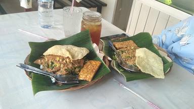 NASI PECEL MADIUN BU NAR