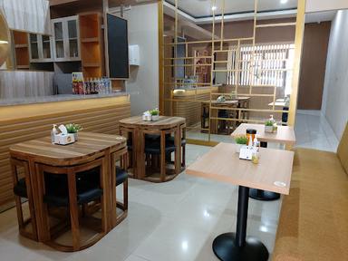 PUSHAKA KLINIK & RESTO