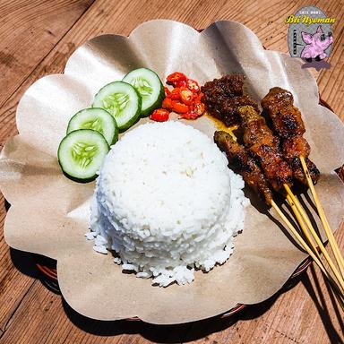 SATE BABI BLI NYOMAN ALAM SUTERA