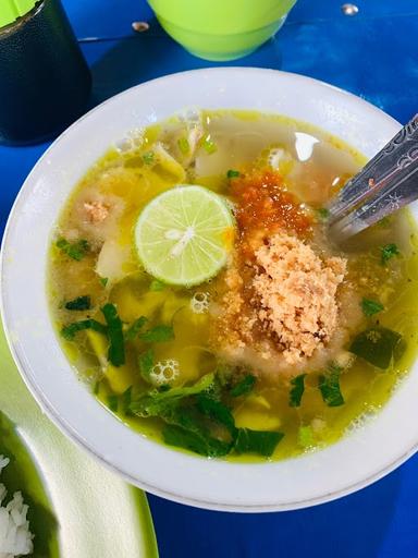 SOTO AYAM AMBENGAN CAK DHI