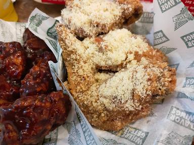 WINGSTOP LIVING WORLD ALAM SUTERA