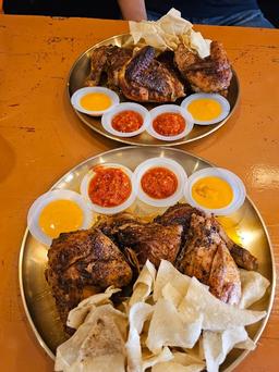 Photo's Baharat Chicken Satrio