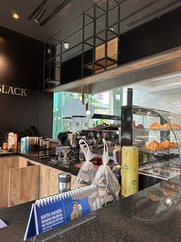 GOLDEN BLACK COFFEE KUNINGAN