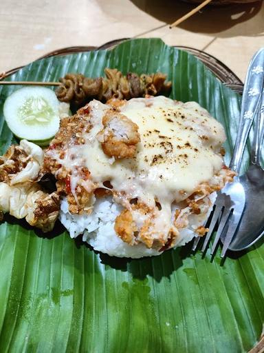 AYAM GEYBOK BANG JARWO GUNTUR