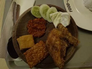 AYAM KING KHAS SURABAYA