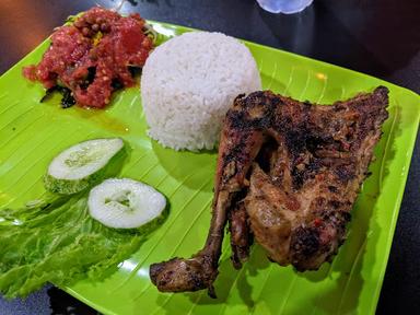 AYAM TALIWANG LIMA RASA