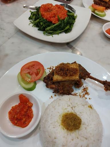 BEBEK BUJANG