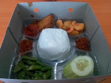 GULA JAWA LUNCH BOX & TUMPENG