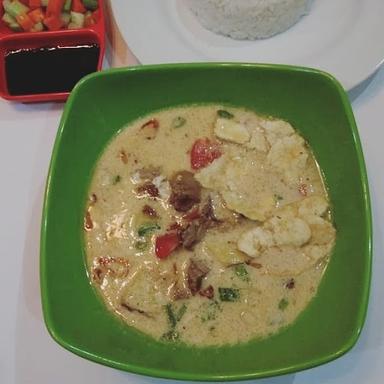 KEDAI SOTO BETAWI BANG MADIN