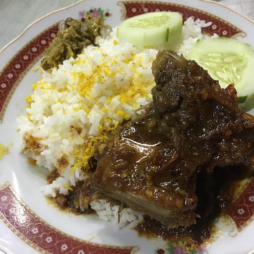 NASI BEBEK KHAS MADURA SAMBAL LIO