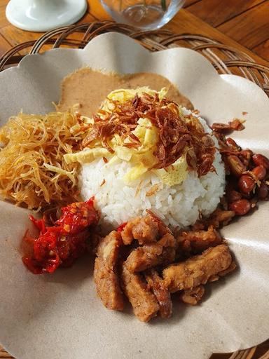 NASI UDUK Q