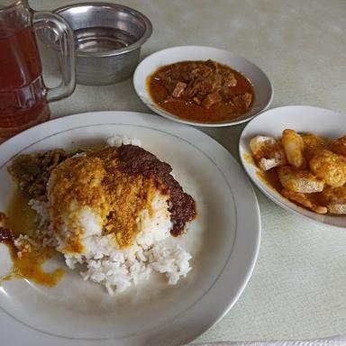 RUMAH MAKAN DUNIA BARU