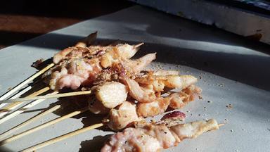 SATE AYAM MADURA H.SYAHRONI